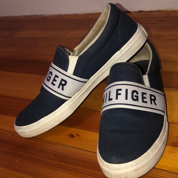Tommy Hilfiger Vans like Shoes - Picture 2 of 2